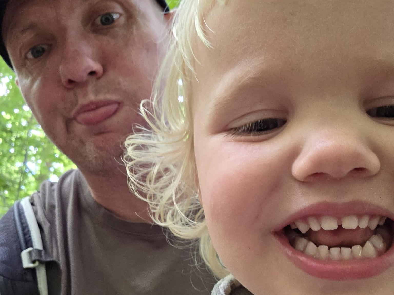 1Dd1c19d A626 4C80 Bad8 8C242d3f8644 (1)