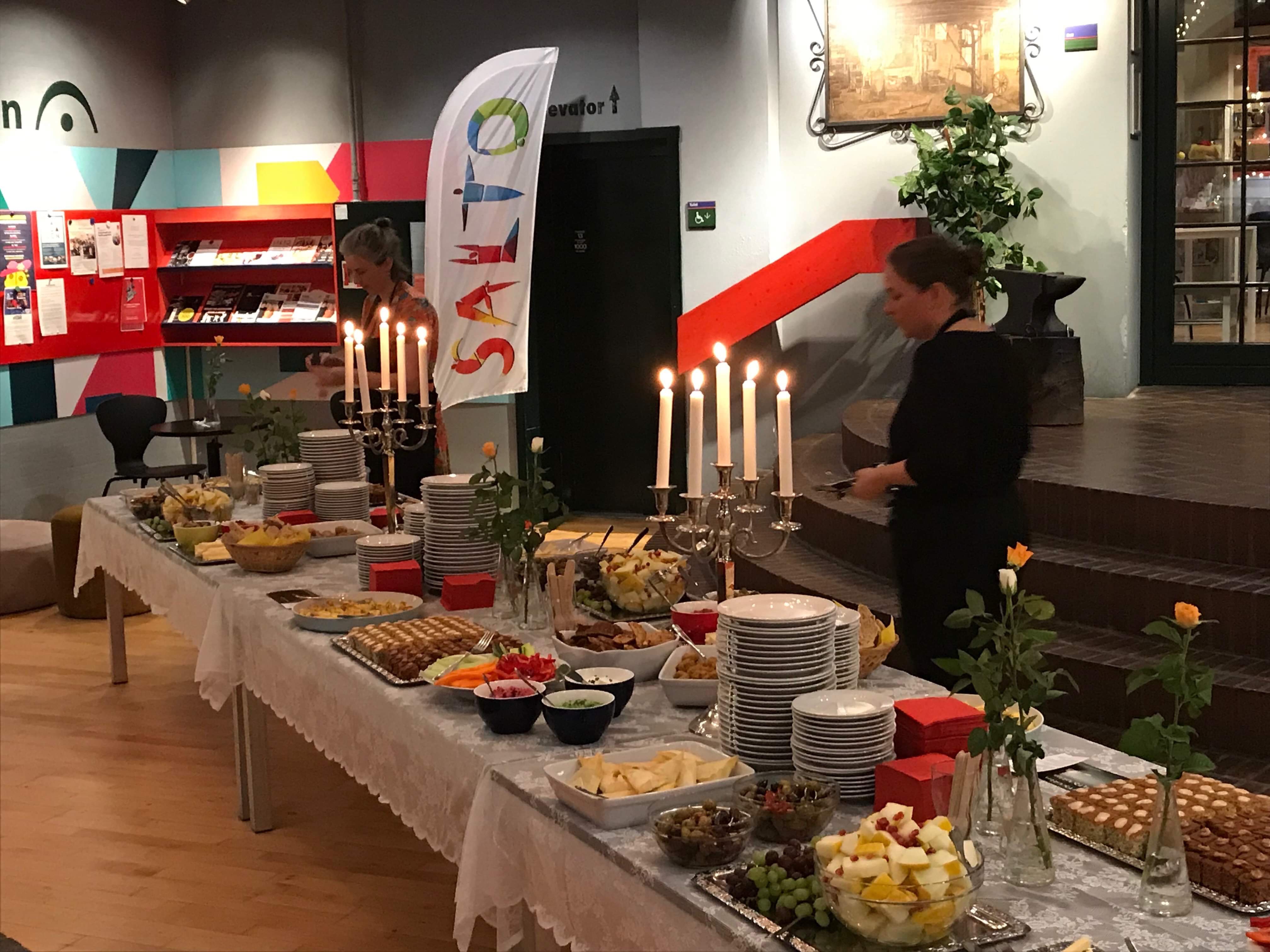 Buffet i foyer